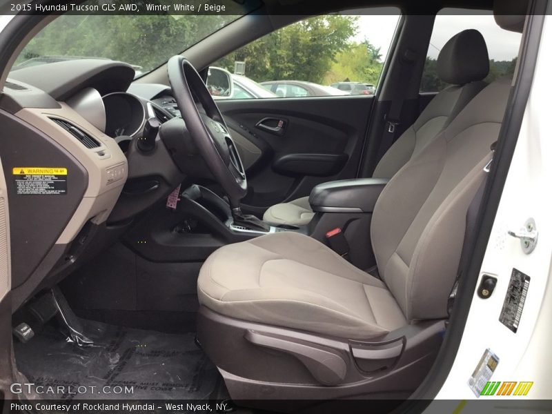 Winter White / Beige 2015 Hyundai Tucson GLS AWD