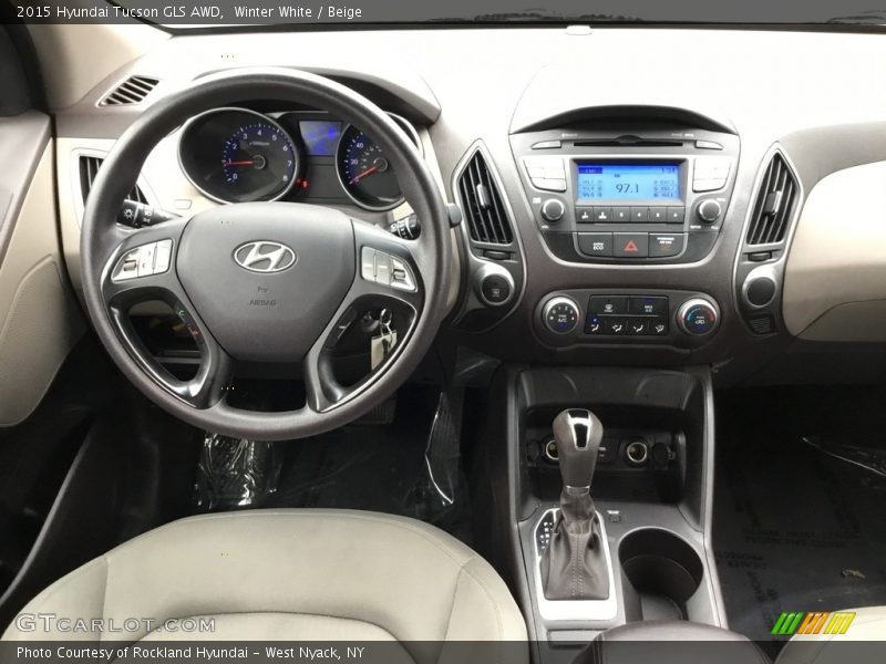 Winter White / Beige 2015 Hyundai Tucson GLS AWD