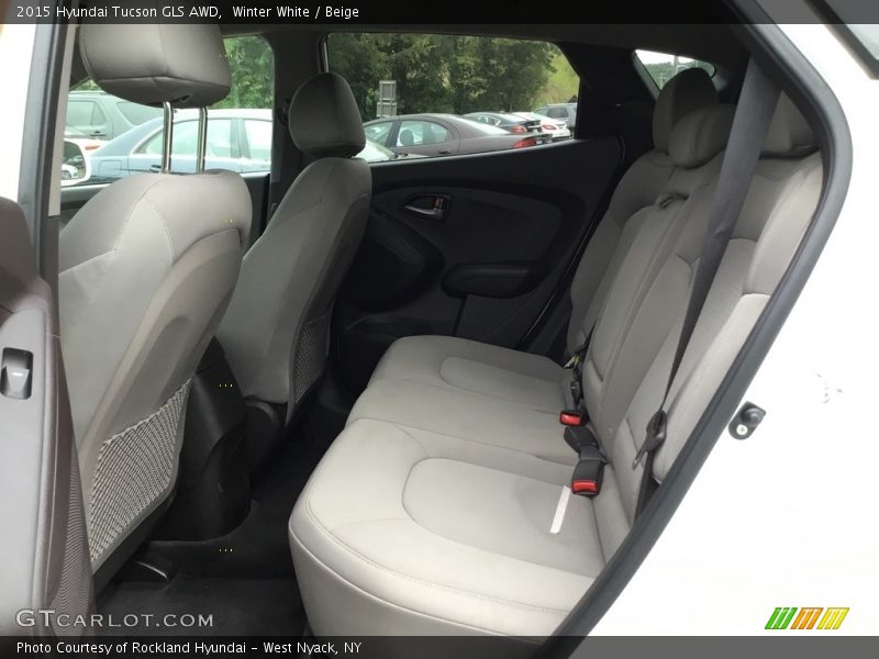 Winter White / Beige 2015 Hyundai Tucson GLS AWD