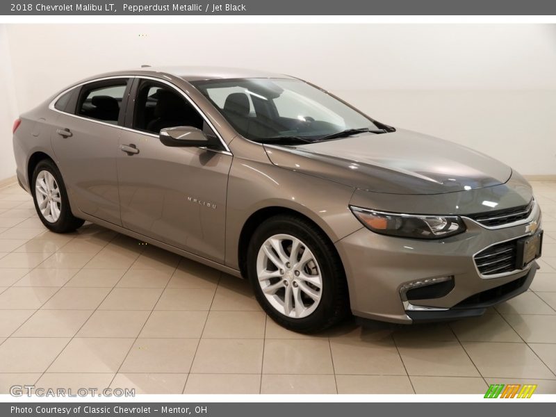 Pepperdust Metallic / Jet Black 2018 Chevrolet Malibu LT