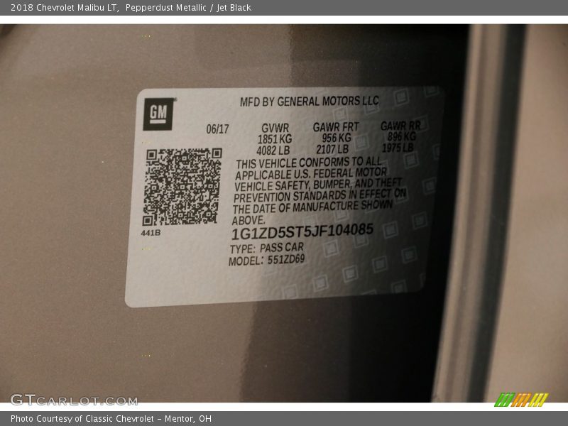 Pepperdust Metallic / Jet Black 2018 Chevrolet Malibu LT