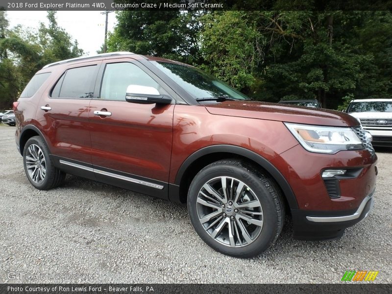 Front 3/4 View of 2018 Explorer Platinum 4WD
