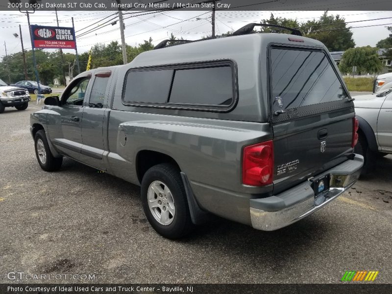 Mineral Gray Metallic / Medium Slate Gray 2005 Dodge Dakota SLT Club Cab