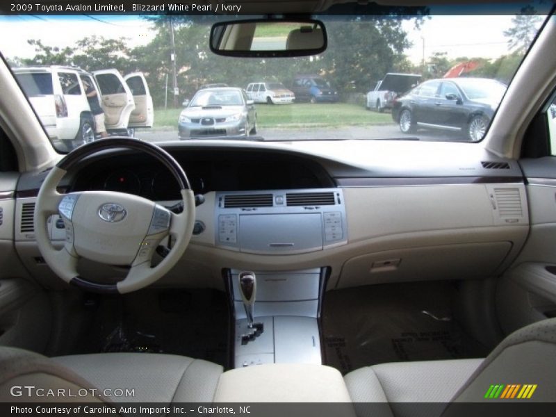 Blizzard White Pearl / Ivory 2009 Toyota Avalon Limited