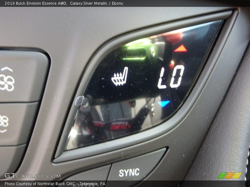 Galaxy Silver Metallic / Ebony 2019 Buick Envision Essence AWD