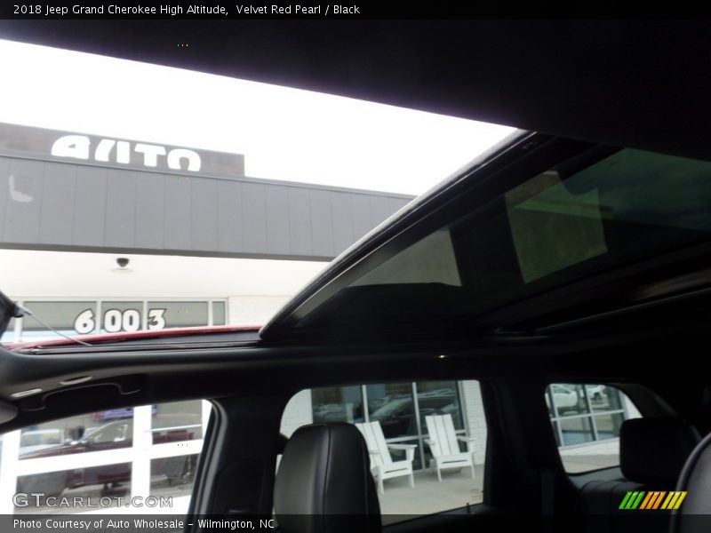 Velvet Red Pearl / Black 2018 Jeep Grand Cherokee High Altitude