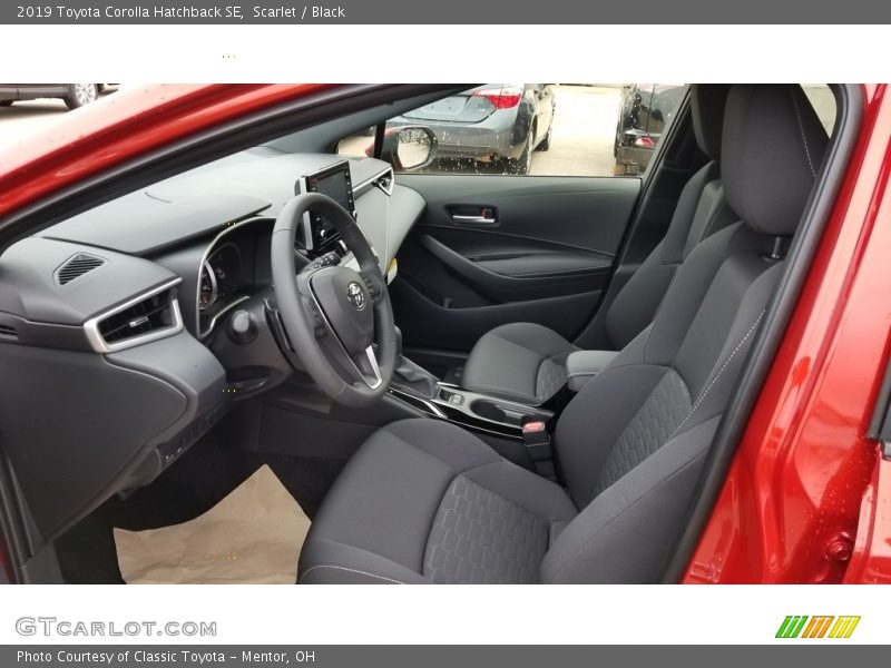  2019 Corolla Hatchback SE Black Interior