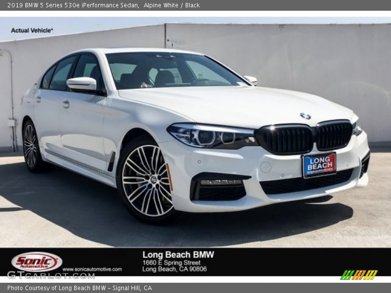 Alpine White / Black 2019 BMW 5 Series 530e iPerformance Sedan