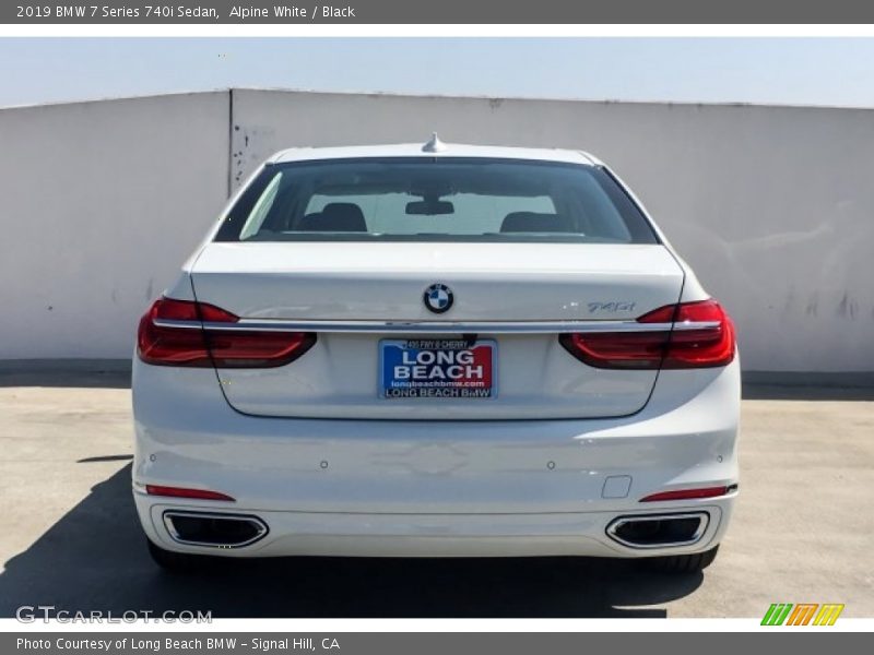 Alpine White / Black 2019 BMW 7 Series 740i Sedan