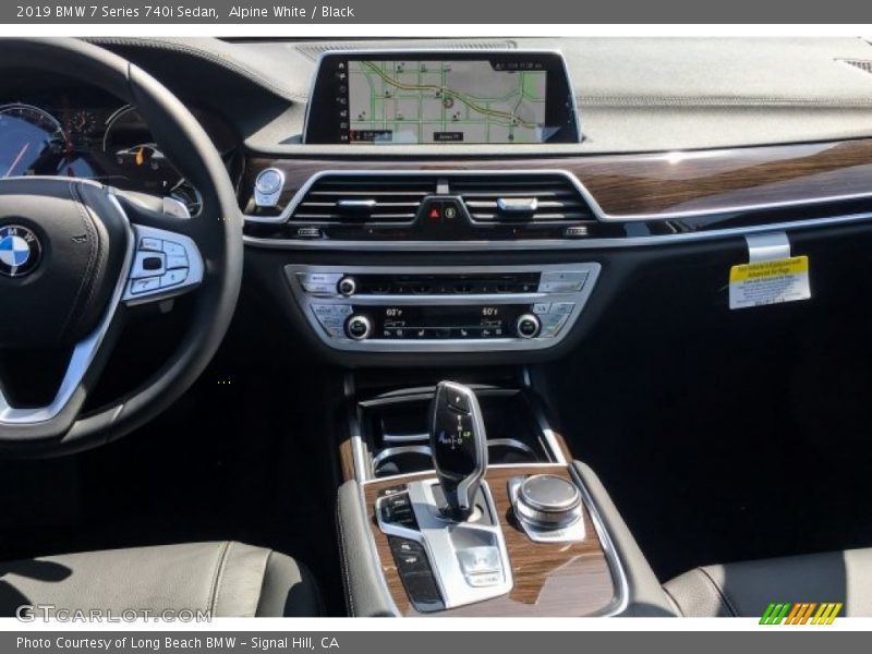 Alpine White / Black 2019 BMW 7 Series 740i Sedan