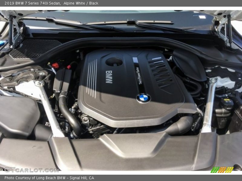 Alpine White / Black 2019 BMW 7 Series 740i Sedan