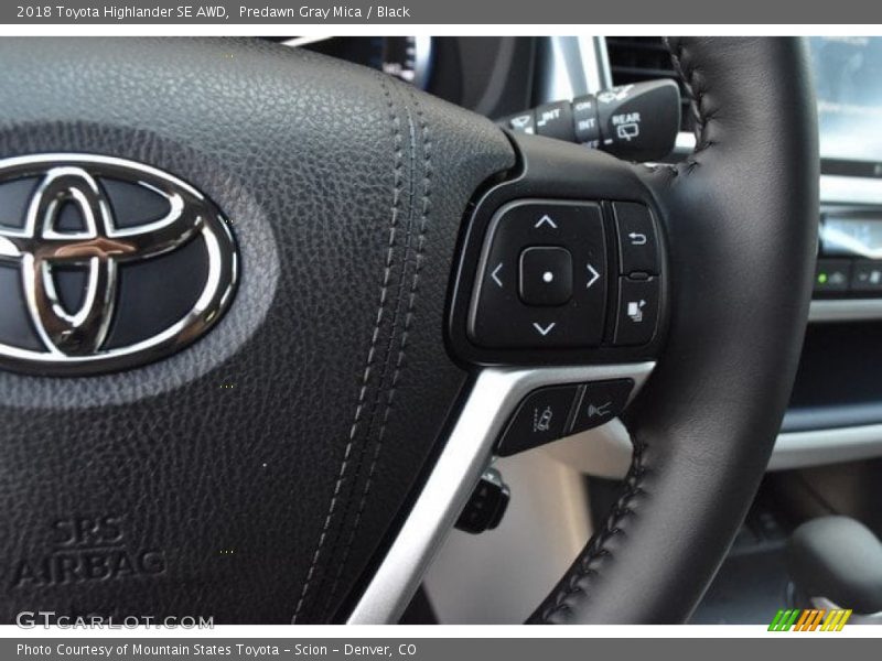 Predawn Gray Mica / Black 2018 Toyota Highlander SE AWD