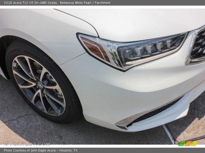Bellanova White Pearl / Parchment 2018 Acura TLX V6 SH-AWD Sedan