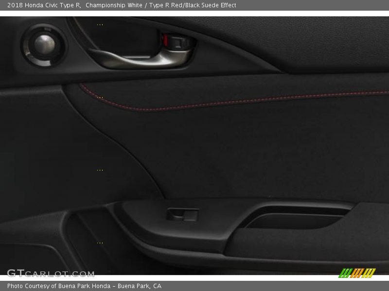 Championship White / Type R Red/Black Suede Effect 2018 Honda Civic Type R