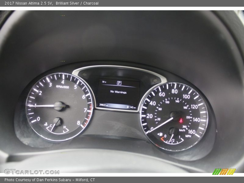 Brilliant Silver / Charcoal 2017 Nissan Altima 2.5 SV