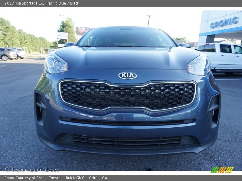 Pacific Blue / Black 2017 Kia Sportage LX