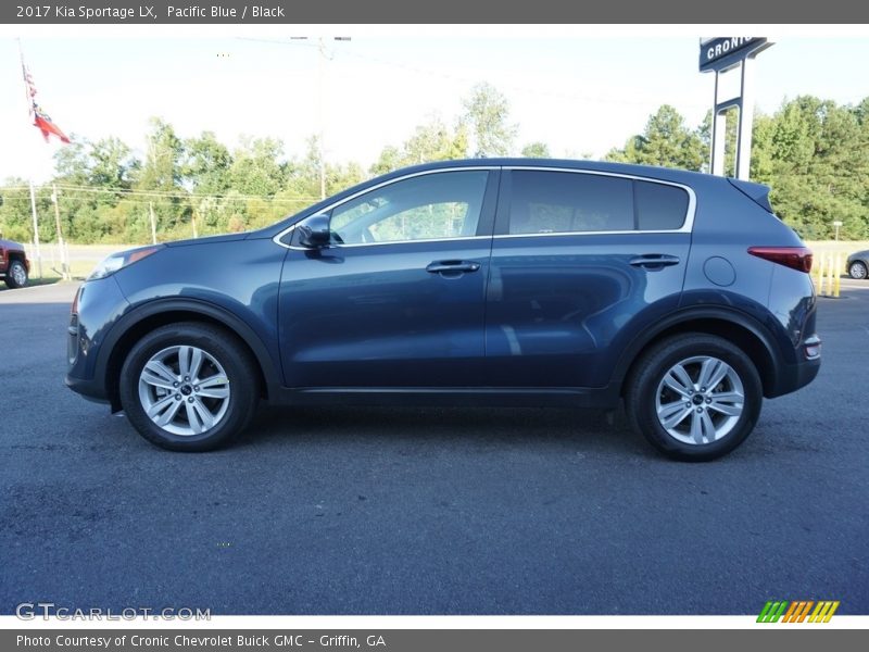 Pacific Blue / Black 2017 Kia Sportage LX