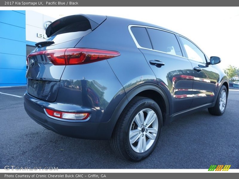 Pacific Blue / Black 2017 Kia Sportage LX