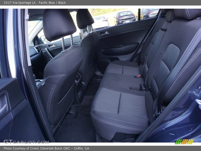 Pacific Blue / Black 2017 Kia Sportage LX