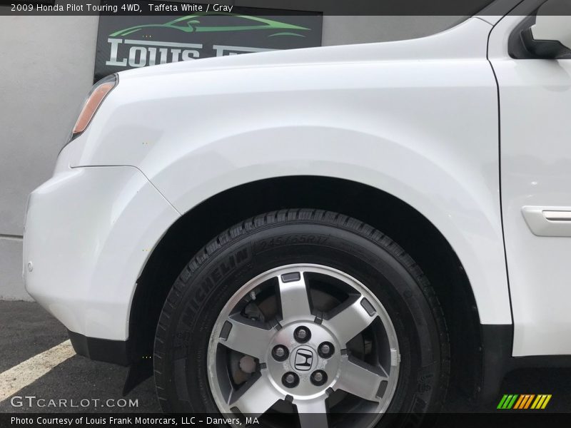 Taffeta White / Gray 2009 Honda Pilot Touring 4WD