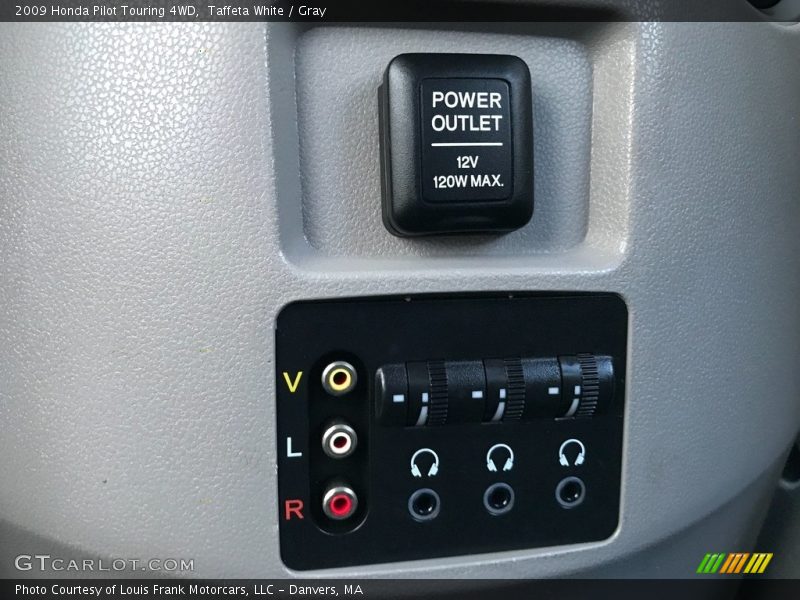 Taffeta White / Gray 2009 Honda Pilot Touring 4WD