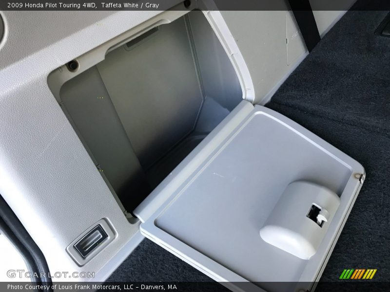 Taffeta White / Gray 2009 Honda Pilot Touring 4WD