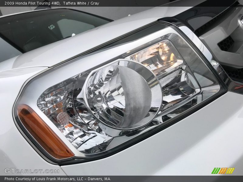 Taffeta White / Gray 2009 Honda Pilot Touring 4WD