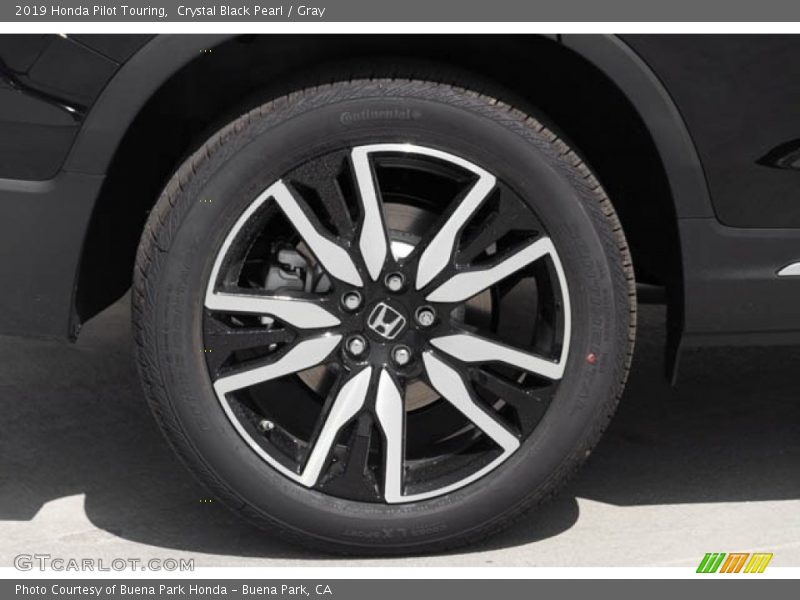 Crystal Black Pearl / Gray 2019 Honda Pilot Touring