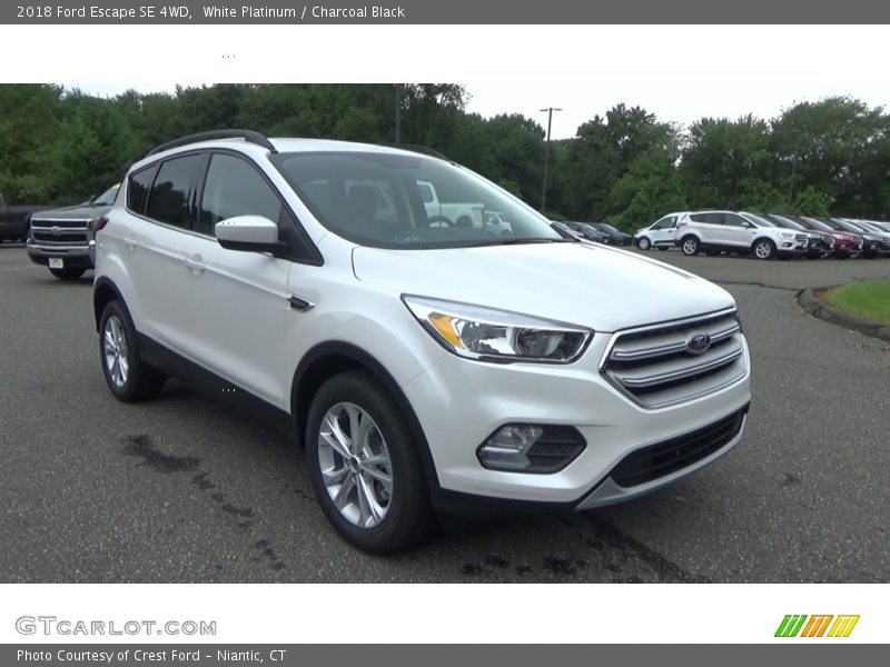 White Platinum / Charcoal Black 2018 Ford Escape SE 4WD