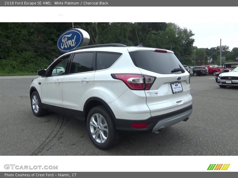 White Platinum / Charcoal Black 2018 Ford Escape SE 4WD