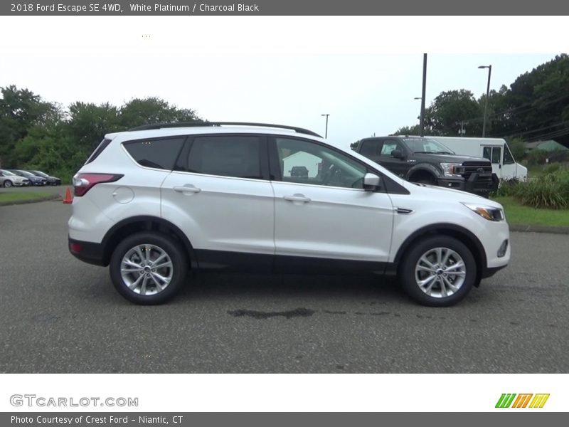 White Platinum / Charcoal Black 2018 Ford Escape SE 4WD