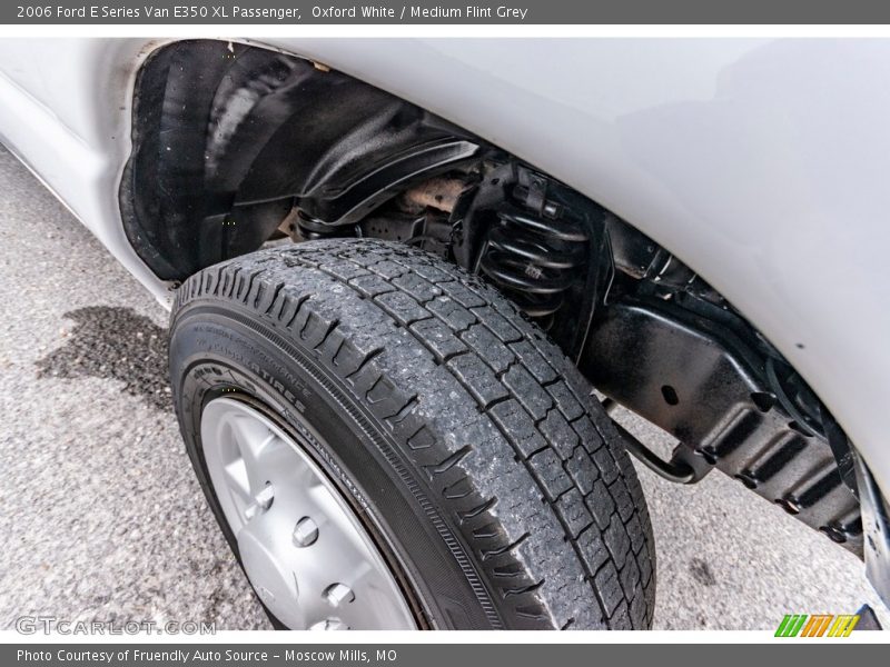 Oxford White / Medium Flint Grey 2006 Ford E Series Van E350 XL Passenger