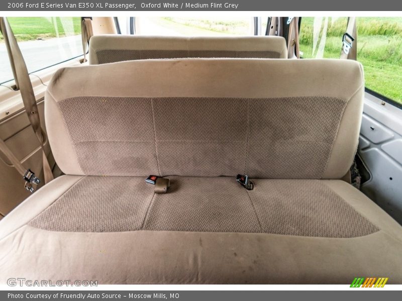Oxford White / Medium Flint Grey 2006 Ford E Series Van E350 XL Passenger