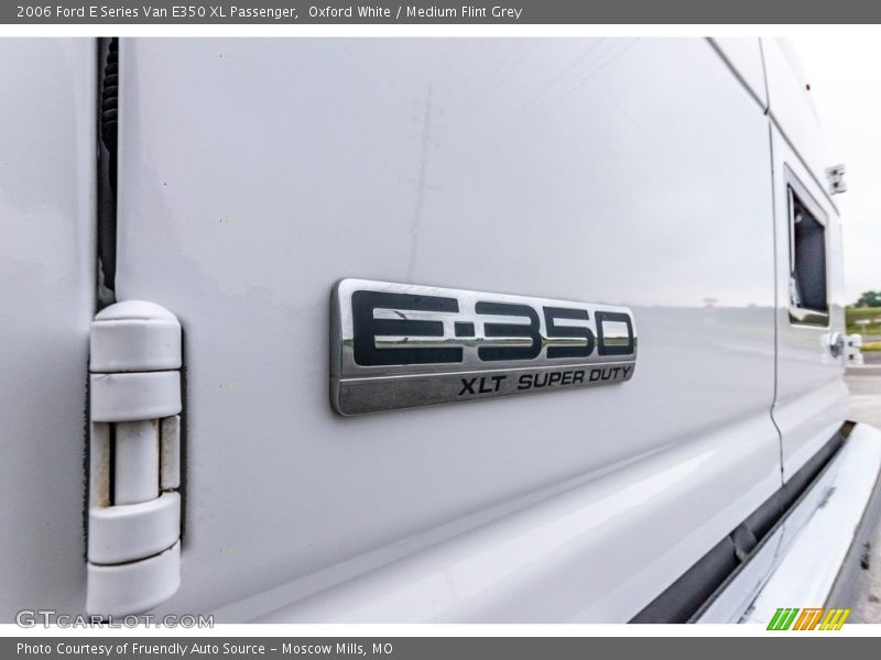 Oxford White / Medium Flint Grey 2006 Ford E Series Van E350 XL Passenger