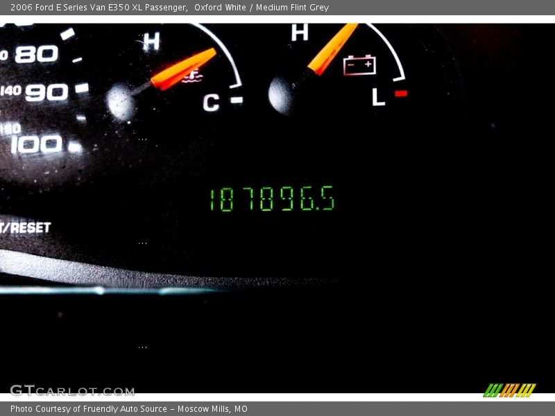 Oxford White / Medium Flint Grey 2006 Ford E Series Van E350 XL Passenger