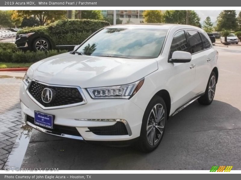 White Diamond Pearl / Parchment 2019 Acura MDX