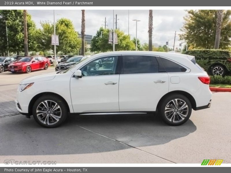 White Diamond Pearl / Parchment 2019 Acura MDX