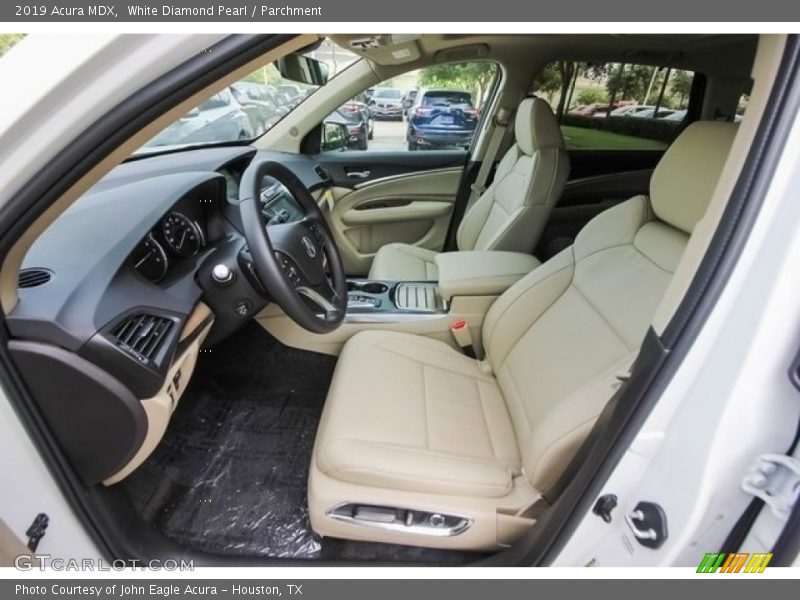 White Diamond Pearl / Parchment 2019 Acura MDX