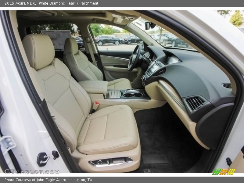 White Diamond Pearl / Parchment 2019 Acura MDX