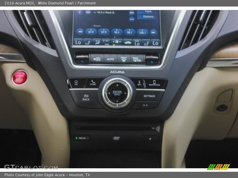 White Diamond Pearl / Parchment 2019 Acura MDX