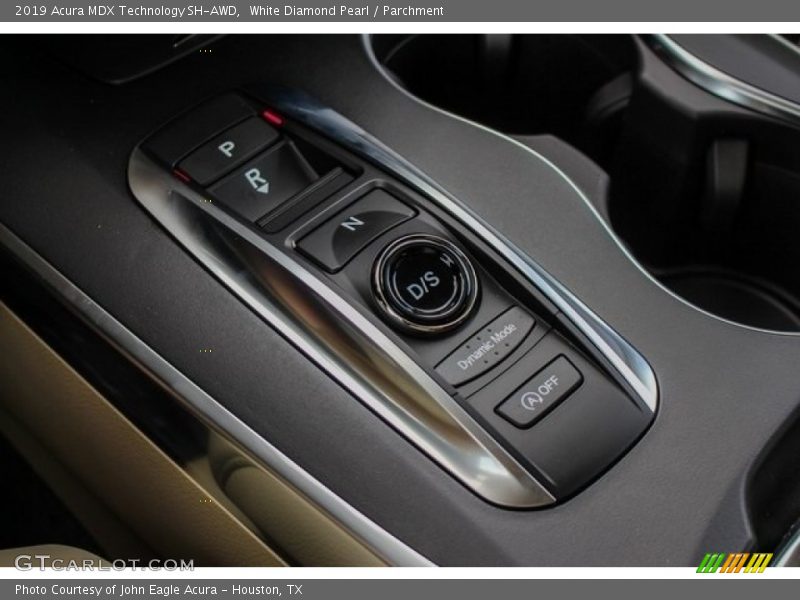  2019 MDX Technology SH-AWD 9 Speed Automatic Shifter