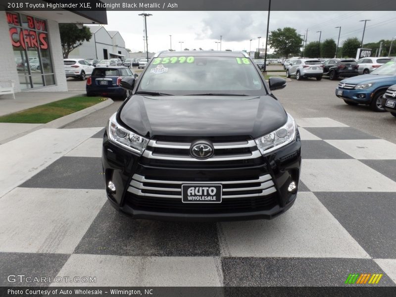 Midnight Black Metallic / Ash 2018 Toyota Highlander XLE