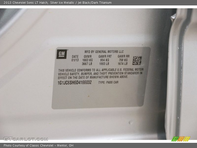 Silver Ice Metallic / Jet Black/Dark Titanium 2013 Chevrolet Sonic LT Hatch