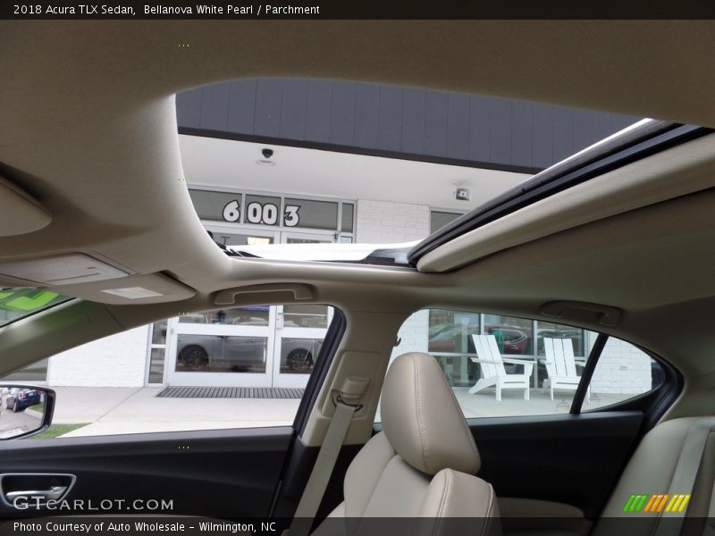 Bellanova White Pearl / Parchment 2018 Acura TLX Sedan