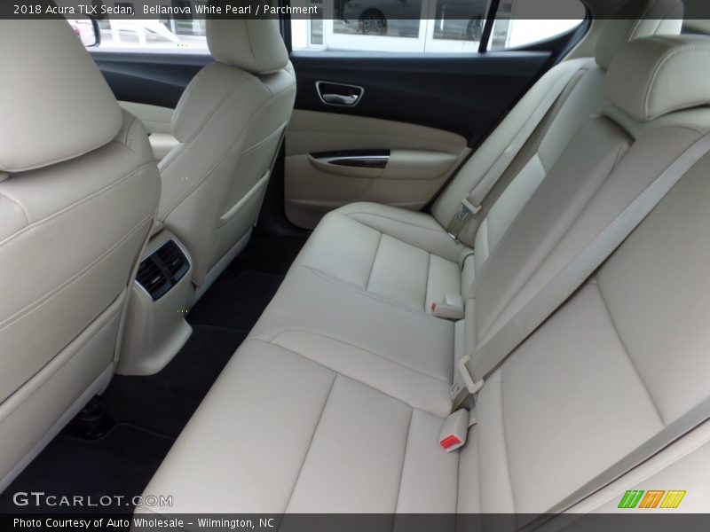 Bellanova White Pearl / Parchment 2018 Acura TLX Sedan