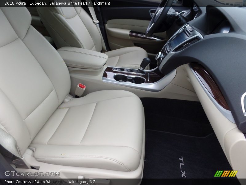Bellanova White Pearl / Parchment 2018 Acura TLX Sedan