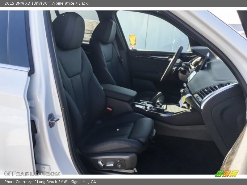 Alpine White / Black 2019 BMW X3 sDrive30i