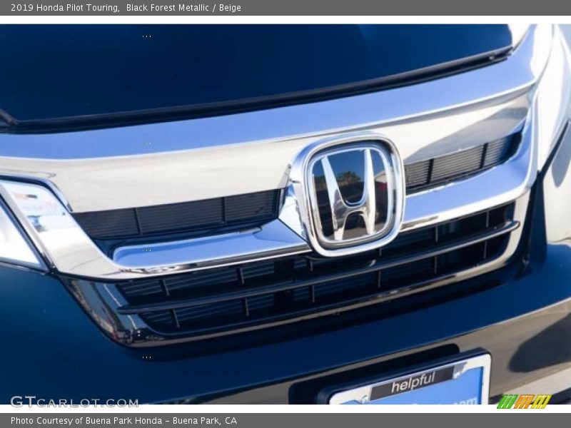 Black Forest Metallic / Beige 2019 Honda Pilot Touring