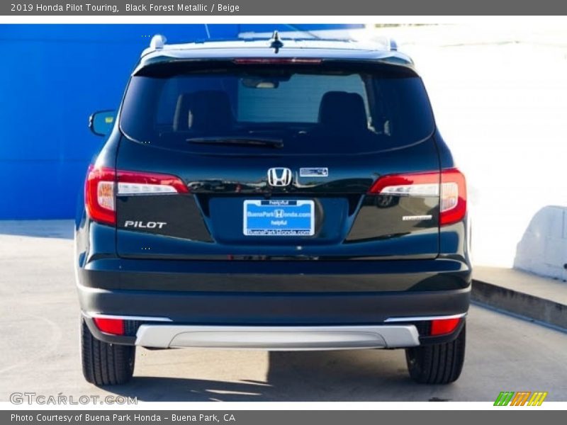 Black Forest Metallic / Beige 2019 Honda Pilot Touring