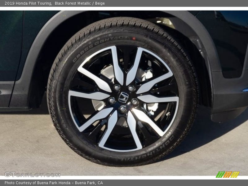 Black Forest Metallic / Beige 2019 Honda Pilot Touring